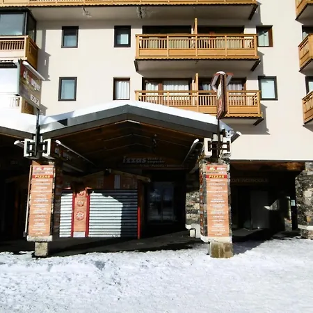 Vanoise - 4 Personnes Petit Prix, Centre Station Mae-1394 Daire Val Thorens